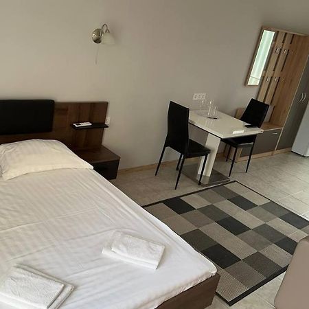 Ferienwohnung Panzio Lemberg Hajdúszoboszló Exterior foto