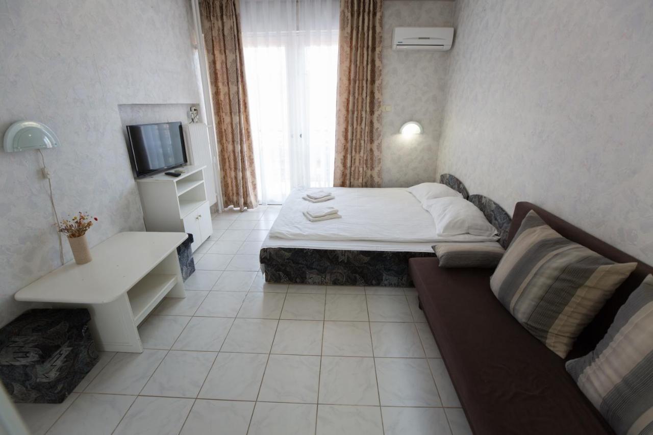 Ferienwohnung Panzio Lemberg Hajdúszoboszló Exterior foto